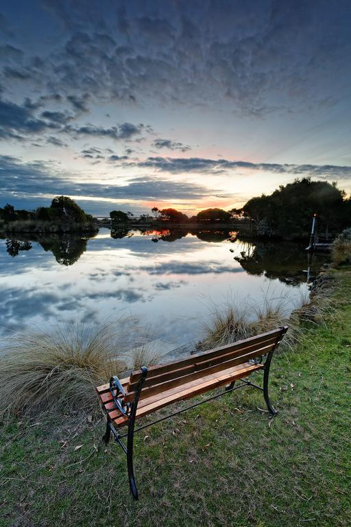 Stanley Lakeside Spa Cabins Dış mekan fotoğraf